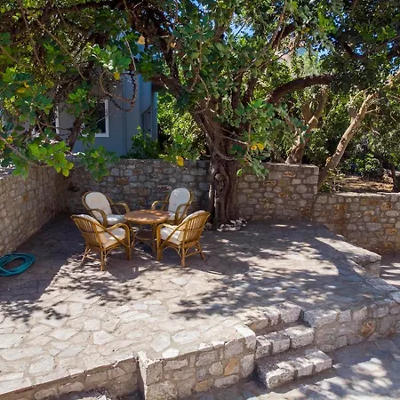 Laconian Collection Mavrovouni House On The Hill Casa vacanze *