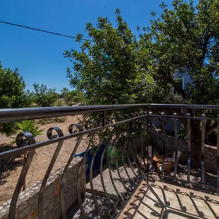 Laconian Collection Mavrovouni House On The Hill Casa vacanze