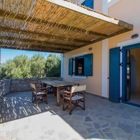 Laconian Collection Mavrovouni House On The Hill Casa vacanze